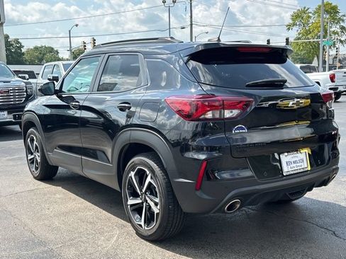 Used 2022 Chevrolet TrailBlazer RS w/ Technology Package AWD/4WD image 7