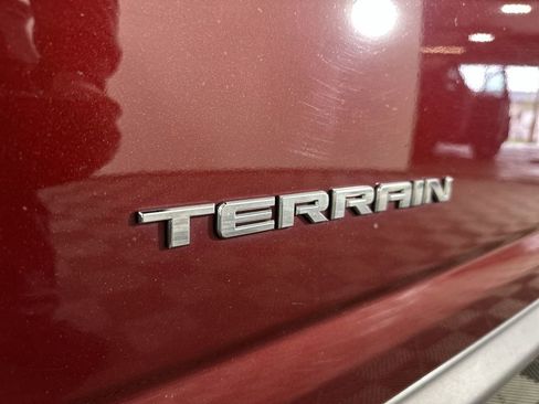 Used 2017 GMC Terrain SLE w/ Convenience Package AWD/4WD image 32