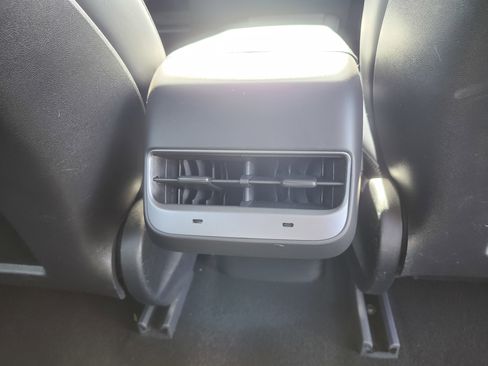 Used 2022 Tesla Model 3 Performance AWD/4WD image 21