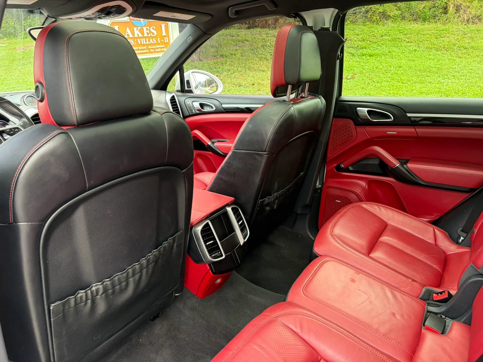 Used 2017 Porsche Cayenne AWD/4WD image 26