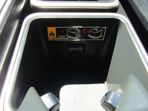 Used 2025 Lexus TX 500h AWD w/ Technology Package image 42