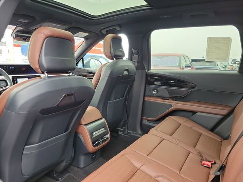 New 2026 Lincoln Nautilus Reserve image 15