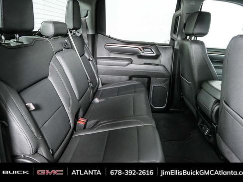 Used 2025 GMC Sierra 1500 SLT AWD/4WD image 19