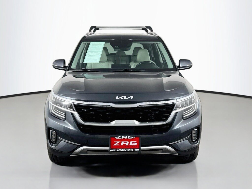 Used 2023 Kia Seltos SX w/ SX Sunroof Package AWD/4WD image 8