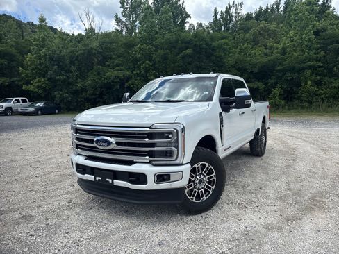 Used 2026 Ford F350 Platinum w/ Platinum Plus Package AWD/4WD image 10