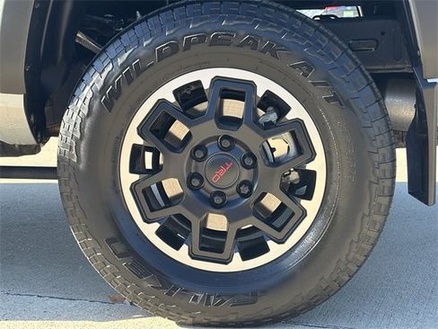 Used 2024 Toyota Tacoma TRD Off-Road w/ TRD Off Road Upgrade Package image 10