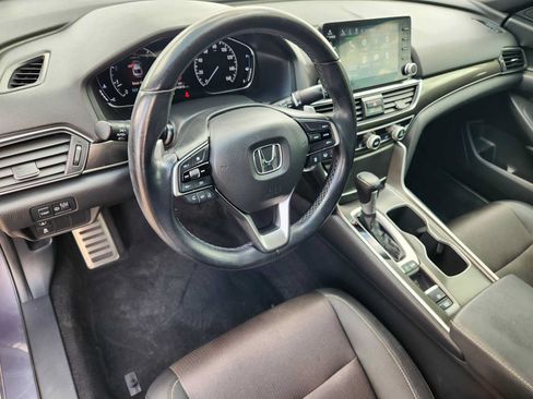 Used 2020 Honda Accord Sport image 2