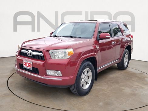 Used 2012 Toyota 4Runner SR5 AWD/4WD image 6