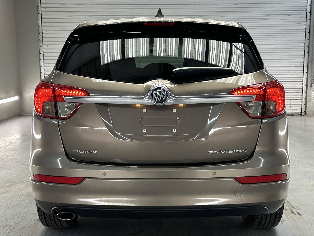 Used 2018 Buick Envision Preferred FWD image 3