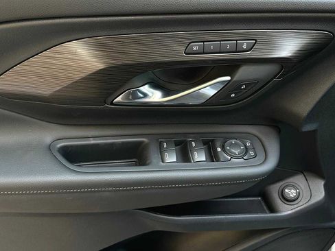 Used 2023 GMC Terrain SLT w/ Elevation Edition image 11