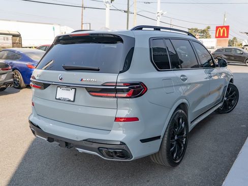 Used 2023 BMW X7 M60i w/ Executive Package image 9