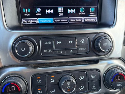 Used 2019 Chevrolet Tahoe LT AWD/4WD image 30