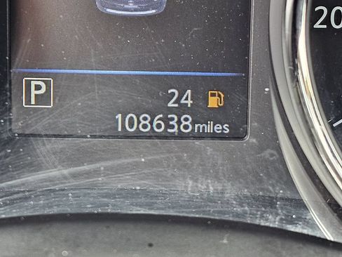 Used 2019 Nissan Rogue SV w/ Premium Package FWD image 28