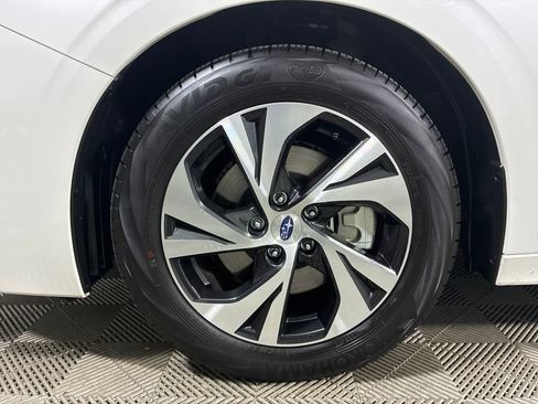Certified 2025 Subaru Legacy Premium w/ Popular Package #1 AWD/4WD image 34