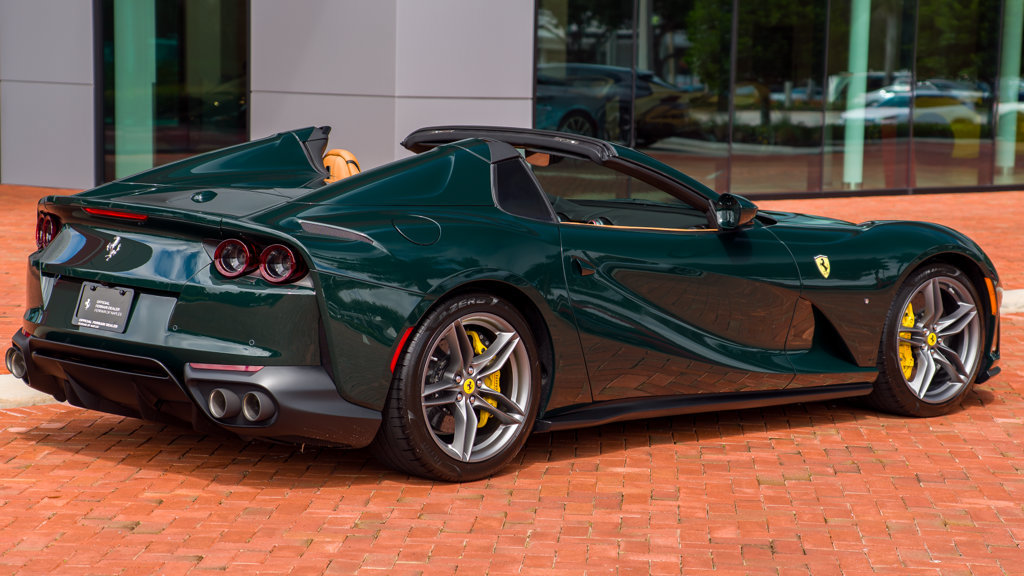 Used 2022 Ferrari 812 GTS RWD image 7