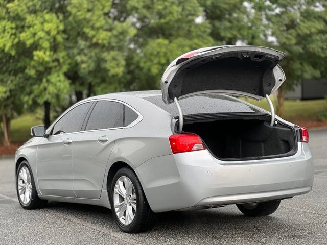 Used 2015 Chevrolet Impala LT w/ Convenience Package FWD image 41