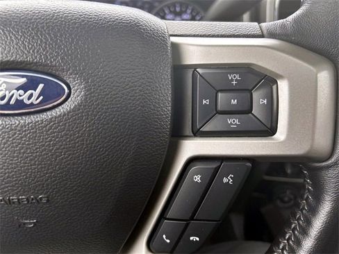Used 2022 Ford F250 Lariat w/ Tremor Off-Road Package image 30
