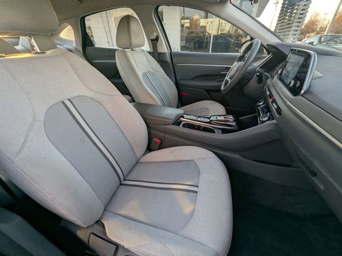 Used 2017 Kia Optima SX image 10