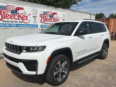 New 2026 Jeep Grand Cherokee L Limited AWD/4WD image 6