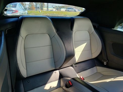 Used 2024 Ford Mustang Premium image 21