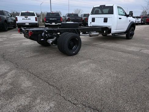 New 2026 RAM 5500 Tradesman AWD/4WD image 11