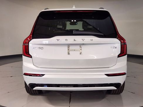 New 2026 Volvo XC90 T8 Ultra w/ Lounge Package image 10