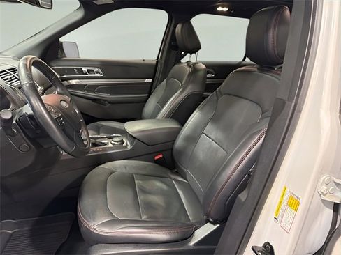 Used 2019 Ford Explorer Sport w/ Equipment Group 401A image 11