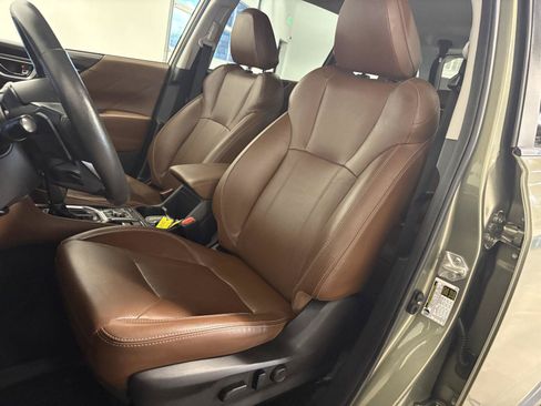 Used 2021 Subaru Forester Touring AWD/4WD image 13