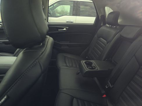 Used 2024 Ford Edge SEL w/ Convenience Package AWD/4WD image 18