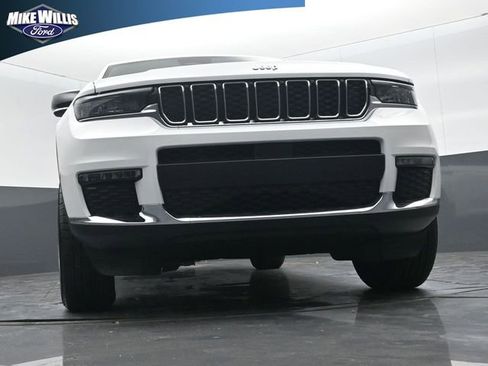 Used 2025 Jeep Grand Cherokee L Limited w/ Trailer Tow Package image 18