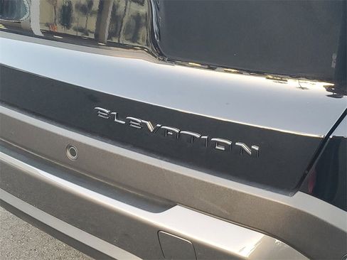 Used 2026 GMC Terrain Elevation image 7