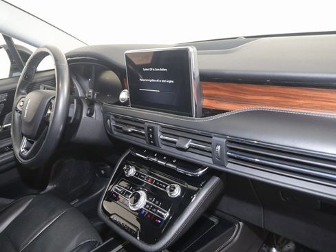 Used 2022 Lincoln Corsair Reserve w/ Elements Package image 40