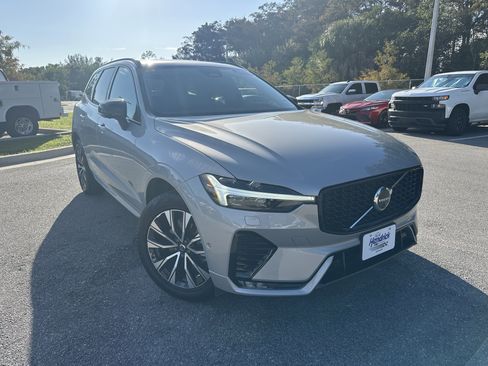 Used 2025 Volvo XC60 B5 Plus w/ Climate Package image 2