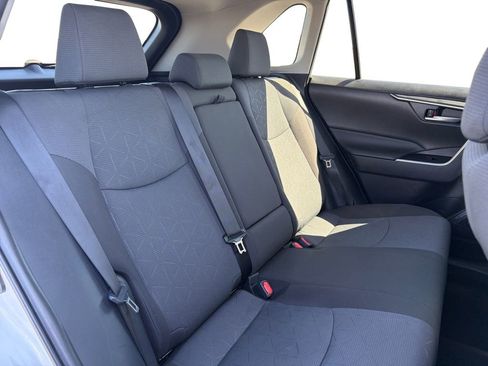 Used 2025 Toyota RAV4 XLE FWD image 18