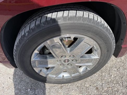 Used 2015 GMC Acadia Denali AWD/4WD image 9