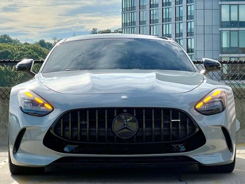 Used 2024 Mercedes-Benz AMG GT 55 image 3