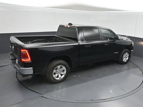 Used 2024 RAM 1500 Laramie AWD/4WD image 37