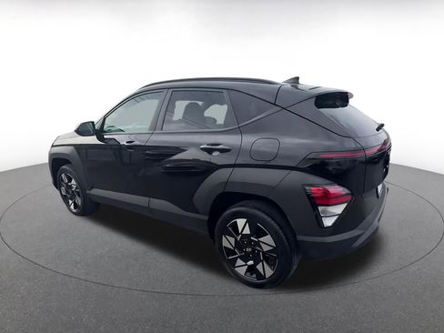 Used 2025 Hyundai Kona SEL image 10