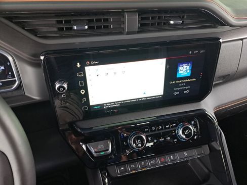 Used 2025 GMC Sierra 1500 AT4 w/ AT4 Premium Package AWD/4WD image 28