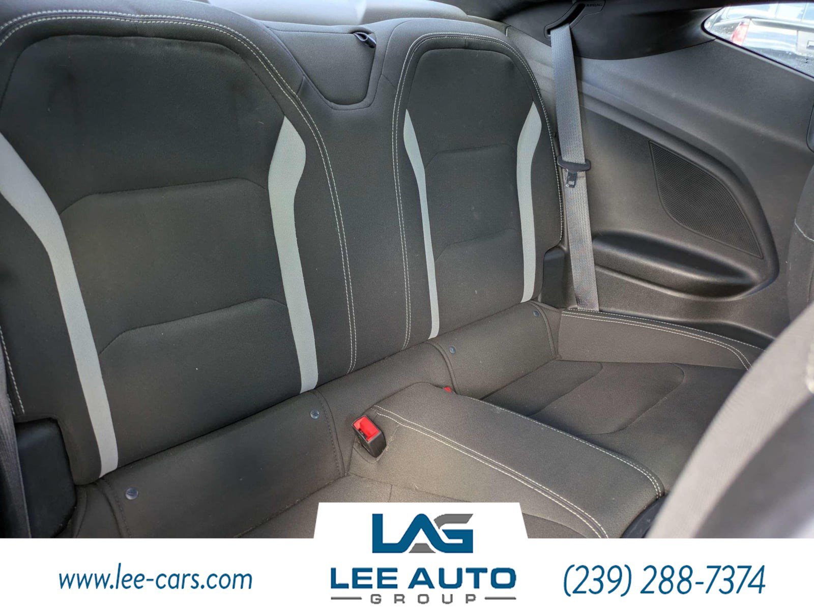 Used 2019 Chevrolet Camaro LT RWD image 11