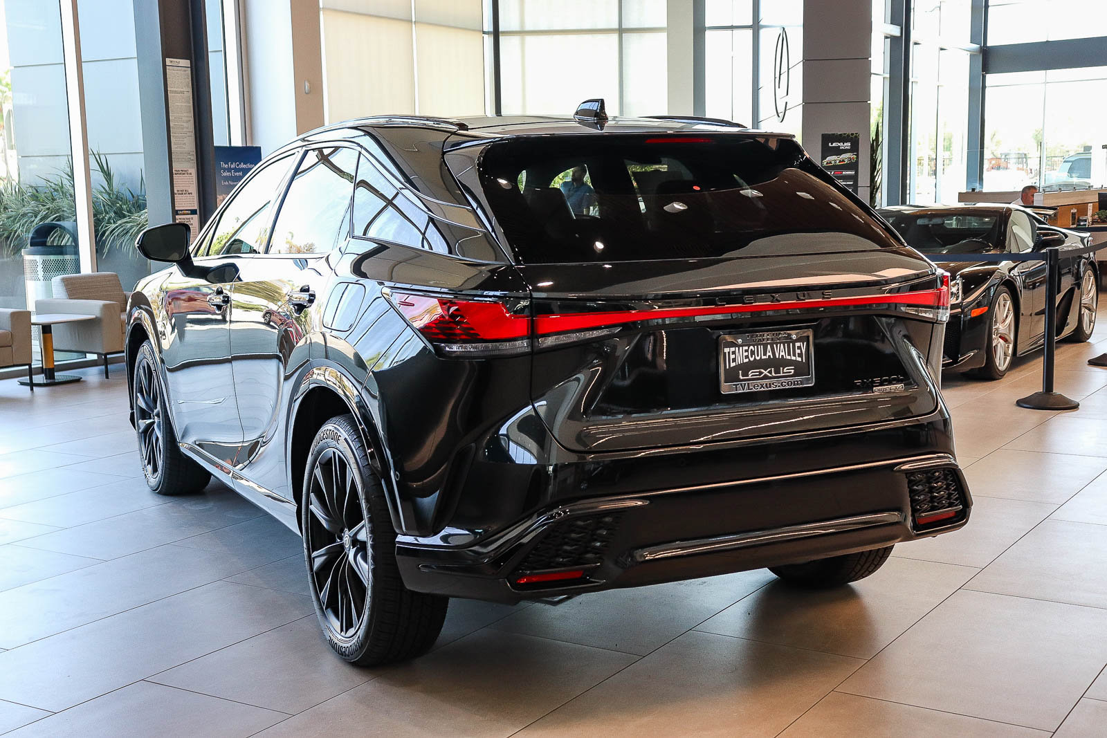 New 2026 Lexus RX 500h F Sport w/ Convenience Package AWD/4WD image 4