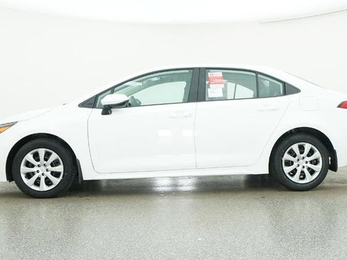 Used 2026 Toyota Corolla LE image 22