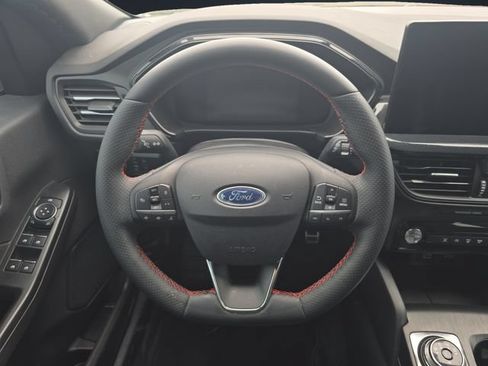 Used 2024 Ford Escape ST-Line w/ Tech Pack #1 AWD/4WD image 12