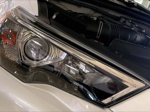 Used 2018 Toyota 4Runner Limited RWD image 25