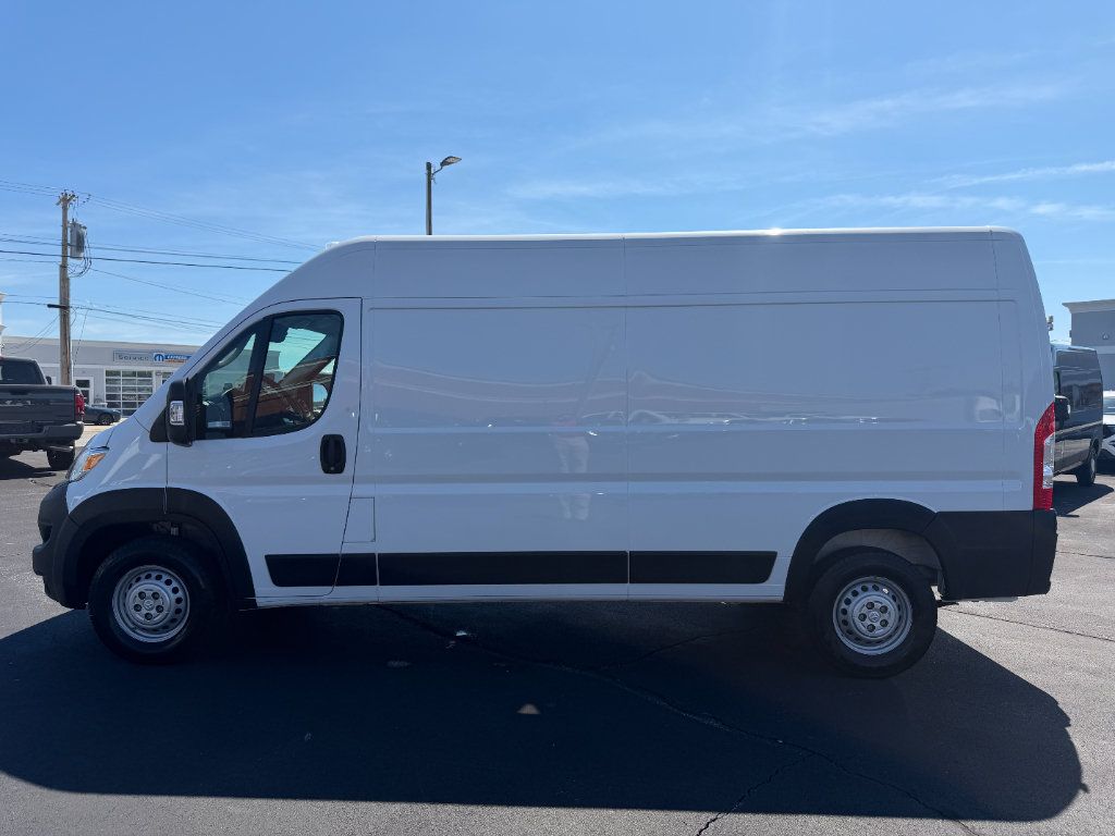 Used 2025 RAM ProMaster 3500 w/ Convenience Group FWD image 5