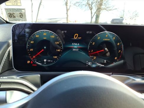 Used 2021 Mercedes-Benz GLB 250 4MATIC image 22