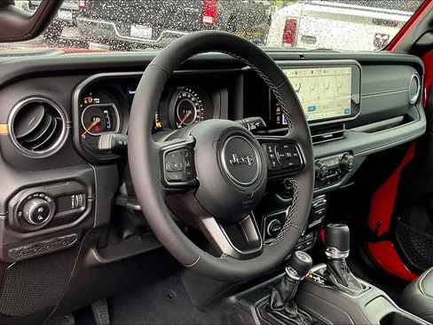 New 2025 Jeep Gladiator Sport image 6