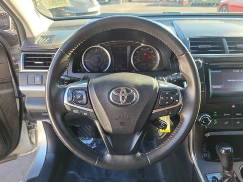 Used 2017 Toyota Camry SE image 21