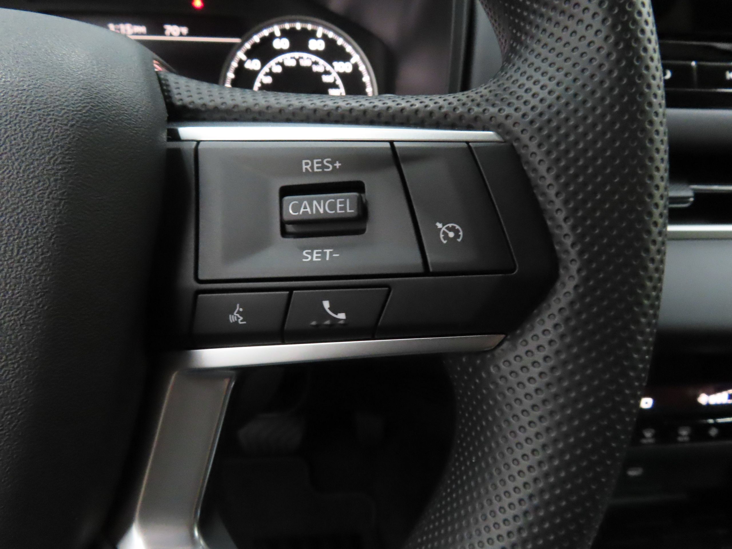 New 2026 Mitsubishi Outlander ES FWD image 14