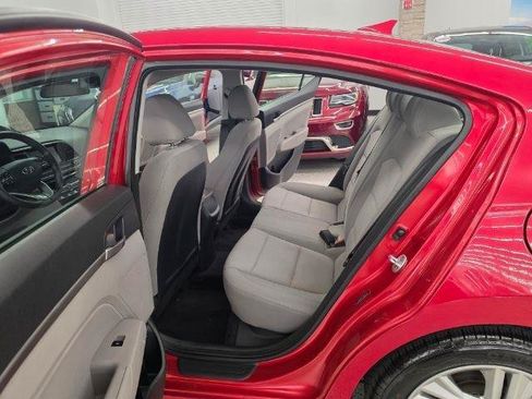 Used 2020 Hyundai Elantra SEL FWD image 11